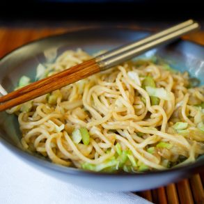 Quick and Easy Lo mein