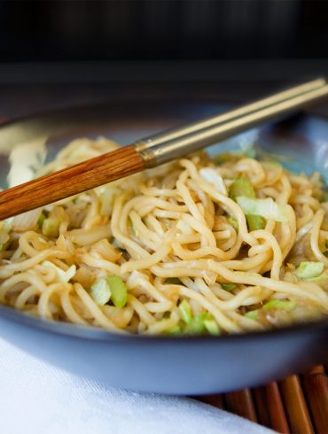 Quick and Easy Lo mein