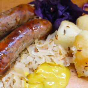Slow Cooker Sausage, Sauerkraut and Potato