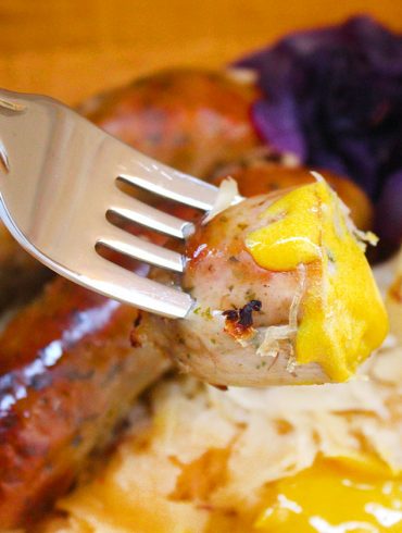 Slow Cooker Sausage, Sauerkraut and Potato